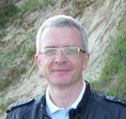 dr Dariusz Świerk
